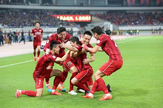 卡萨诺回忆桑普2-1罗马：托蒂被我弄哭了，我当时兴奋极了（卡萨诺忆桑普2-1罗马：我把托蒂弄哭了，那一刻我兴奋不已）