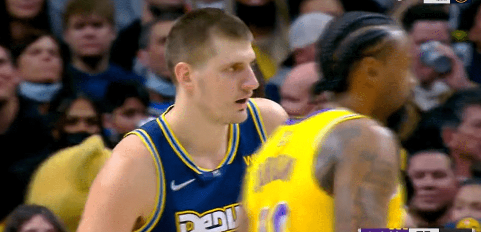 曼晚：部分球员不满阿莫林的战术打法，谢什科可改变这一局面（曼晚：更衣室对阿莫林战术存不满，谢什科被看好扭转局势）