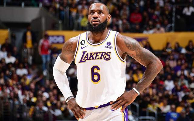 剑南春｜那不勒斯2-1尤文，霍伊伦双响，伊尔迪兹难救主（剑南春｜那不勒斯2比1击退尤文：霍伊伦梅开二度，伊尔迪兹难挽败局）