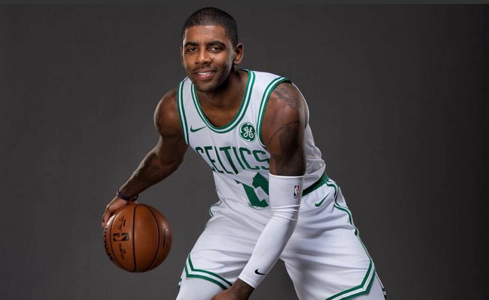 那不勒斯官方：吉尔摩周一将接受手术；据悉将缺阵至明年一月（那不勒斯通报：吉尔摩周一接受手术，预计缺阵至明年一月）