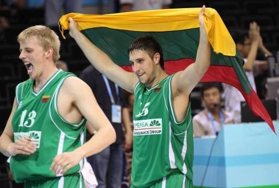 祝福，顾春含、邢琦等六名45岁的裁判员本赛季结束后挂哨（致敬：顾春含、邢琦等6名45岁裁判将于本赛季结束后挂哨）