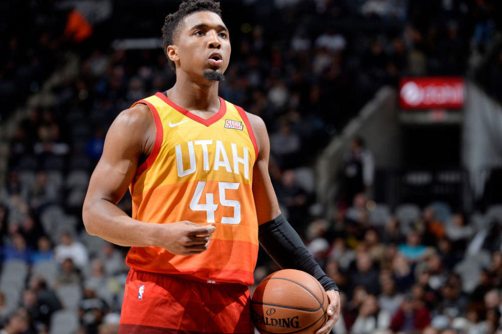 上场10分钟5失误！斯波：约维奇需要找回更好的节奏（仅出战10分钟就5次失误，斯波：约维奇亟需找回比赛节奏）