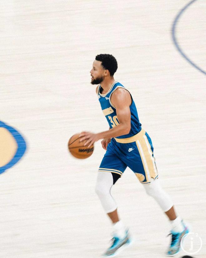 尤文2-0帕福斯，戴维破门+失良机，麦肯尼建功，伊尔迪兹助攻（尤文2-0帕福斯：戴维破门仍失良机，麦肯尼建功，伊尔迪兹助攻）