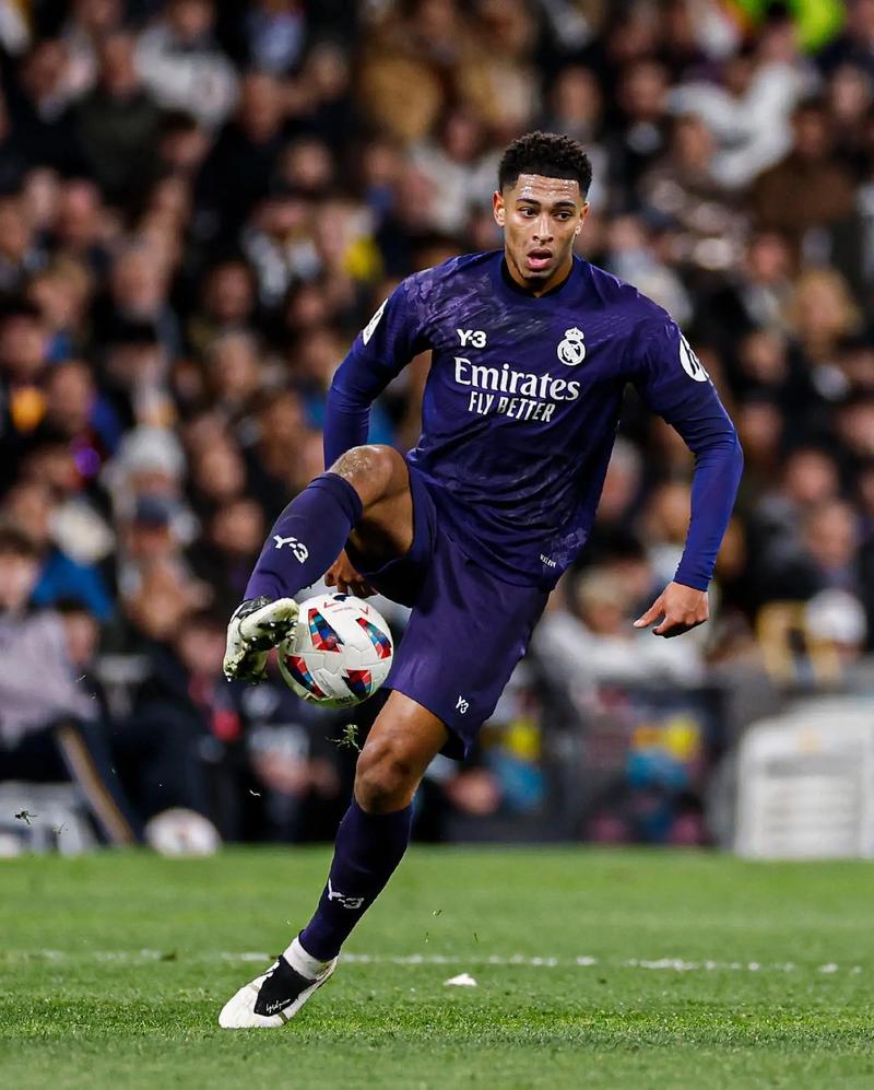 里程碑，库巴西是第三位在欧冠联赛中出场20次的U19球员（库巴西达成里程碑：成为欧冠出场20次的第三位U19球员）